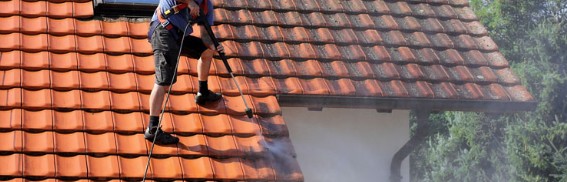 NAVODILA ZA VZDRŽEVANJE STREŠNIH IN FASADNIH PANELOV TER PROFILIRANE PLOČEVINE